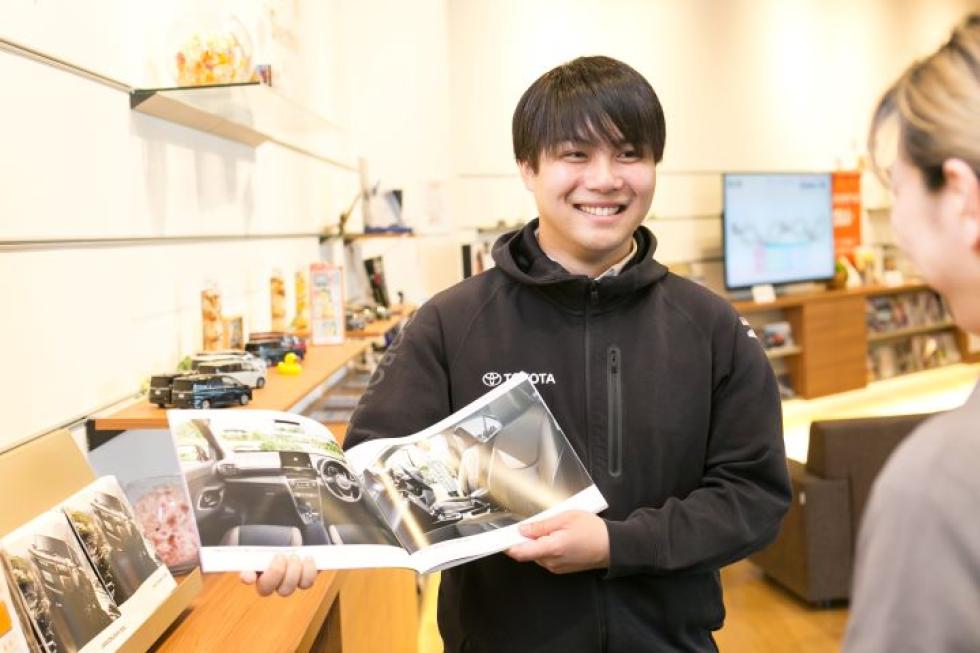 トヨタディーラーの仕事体験を通じて理解を深めよう